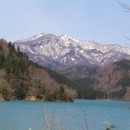 秋田県・白神山地・素波里湖畔