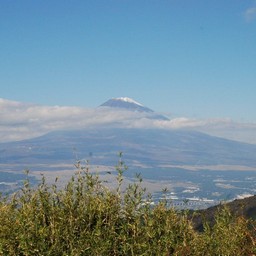 神奈川県・芦ノ湖・富士山(杓子峠)