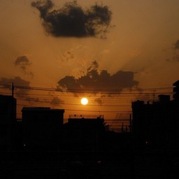越谷市