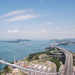 香川県坂出市与島町・瀬戸大橋