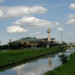 越谷市