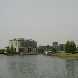 越谷市