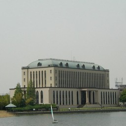越谷市