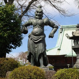 東京都池袋・護国寺