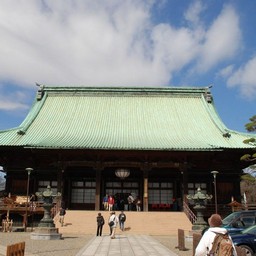 東京都池袋・護国寺