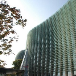 東京都六本木・国立新美術館