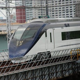 東京都葛飾区・新型スカイライナー