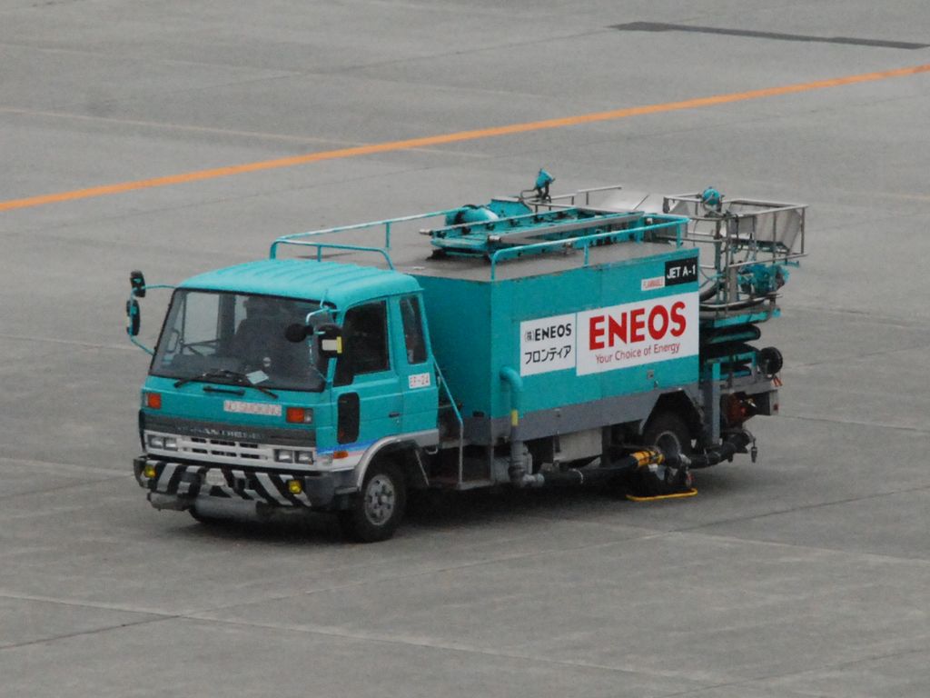 kCΎsEV΋`EENEOS - ii{j - ʐ^f - ݃{