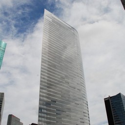 東京都・汐留・ビル街
