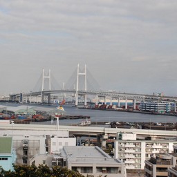 横浜市・港の見える丘公園・横浜ベイブリッジ