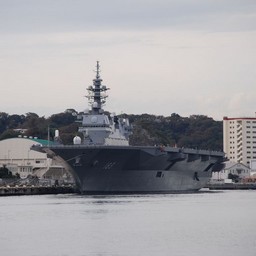 横須賀市・横須賀軍港めぐり