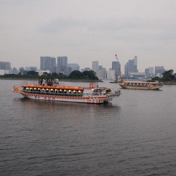 東京都墨田区・屋形船