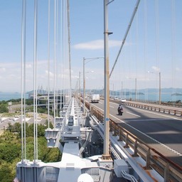 香川県坂出市与島町・瀬戸大橋