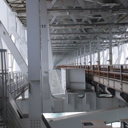 香川県坂出市与島町・瀬戸大橋