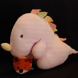 キョウリュウ